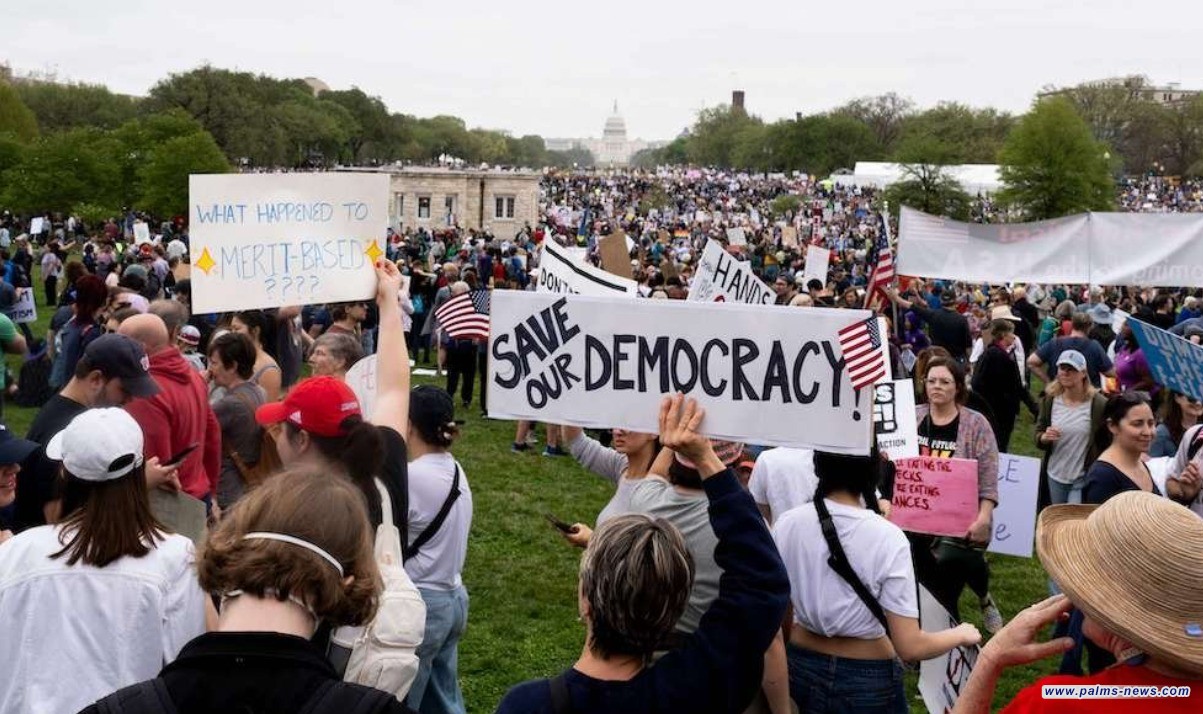 آلاف الأميركيين يتظاهرون ضد ترامب